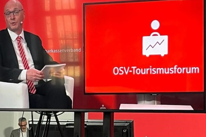 Ludger Weskamp bei der Präsentation des Sparkassen-Tourismusbarometers