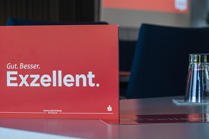 Die Nord-Ostdeutsche Sparkassenakademie ist erste Wahl bei der Aus-und Weiterbildung der Mitarbeitenden unserer Sparkassen.